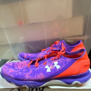 Under Armour Youth 7 Women’s 8 Speed-form Run